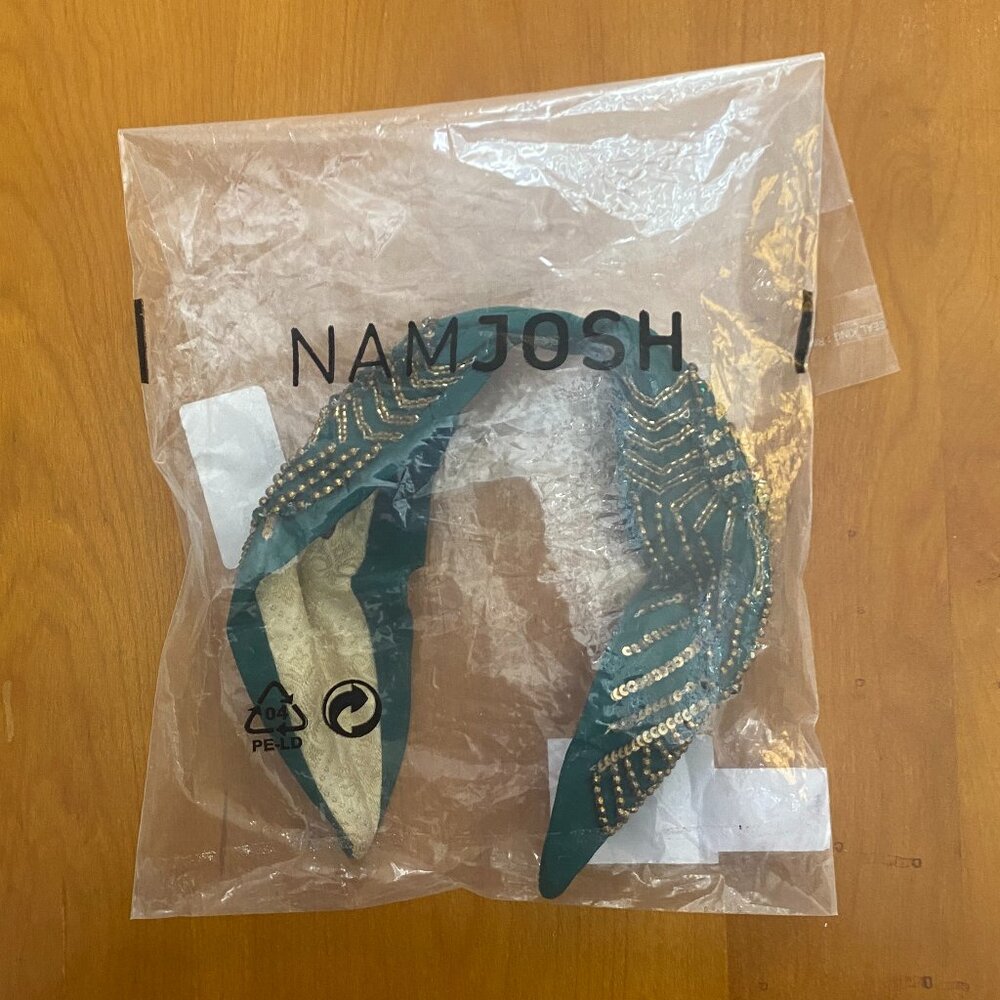 Namjosh Green and Gold Headband - Picture 2 of 5